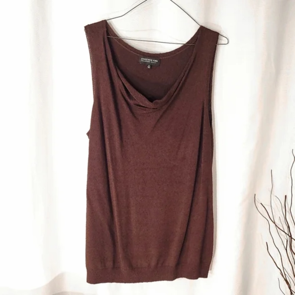 { ❤️ $5} Jones NY Pebble Finish Sleeveless Blouse